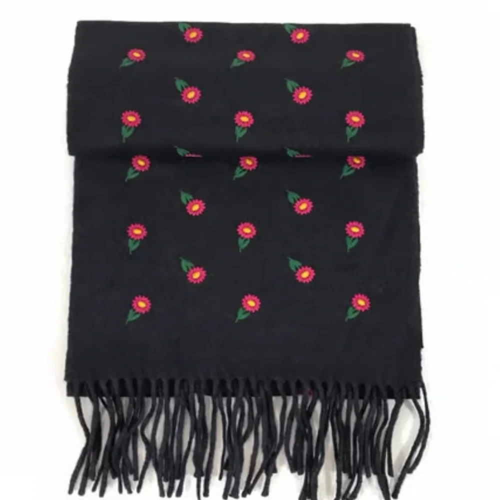 Gucci NWOT Silk Scarf